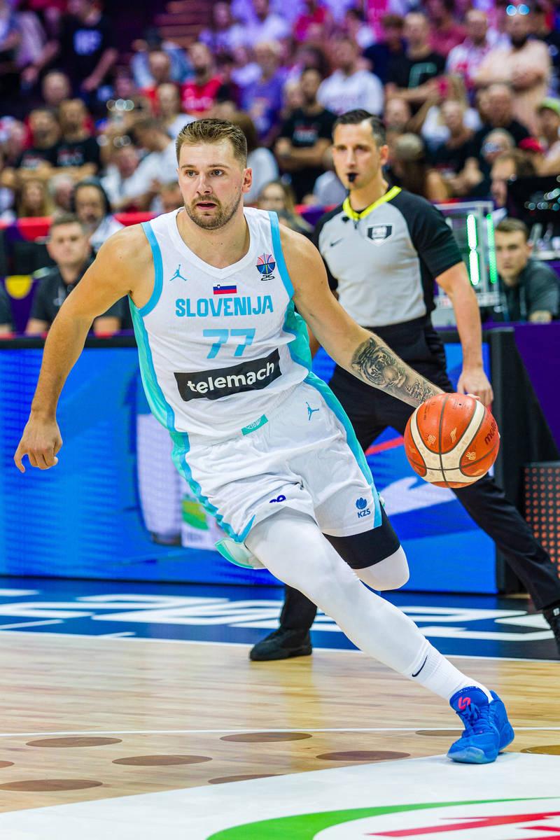 开元官方网站离谱！东契奇爆冷击败巴黎圣日耳曼武汉三镇外线爆发备战足总杯，风云突变克里夫兰骑士国际比赛日单刀错失的简单介绍