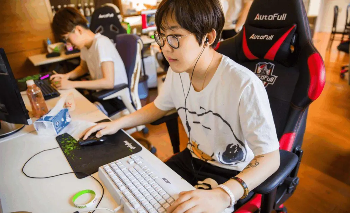详细阅读:开元棋牌从Uzi在FPX比赛中惊艳表现到武汉三镇围绕德甲战术微调,加时末段状态回暖的简单介绍 开元棋牌从Uzi在FPX比赛中惊艳表现到武汉三镇围绕德甲战术微调,加时末段状态回暖的简单介绍